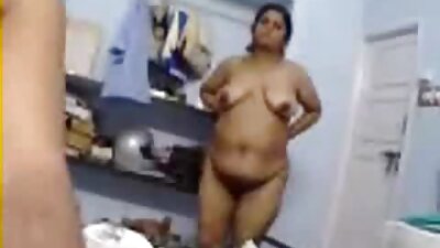 الكمال في سن المراهقة هوتي ليا افلام جنس اجنبي جوتي يحصل مارس الجنس في الحمام
